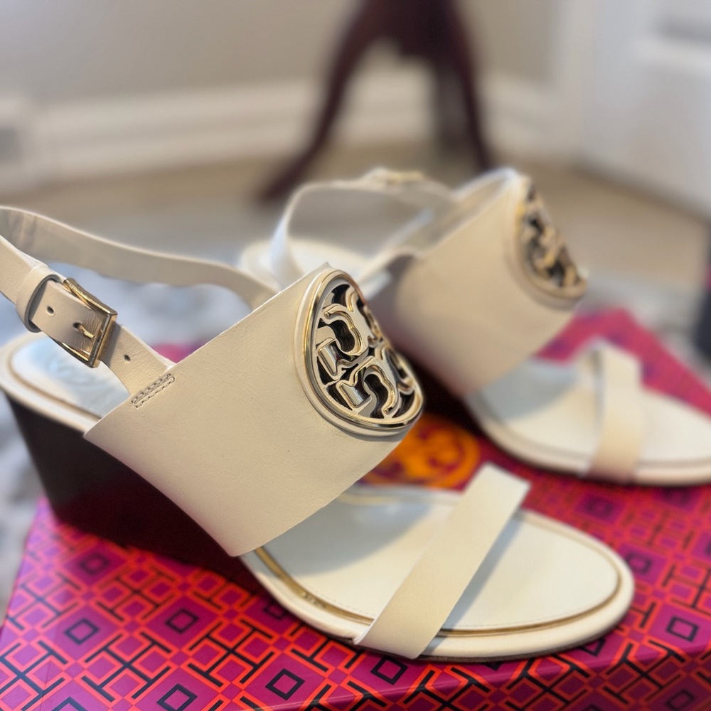 Tory Burch Cream Metal Miller 65mm Wedge Veg Leather Sandals